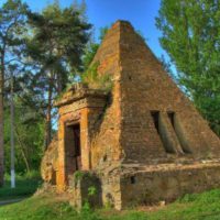 Легенды полтавских пирамид: 10 интересных фактов!